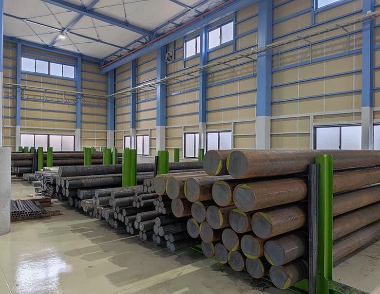 鋼材倉庫(村井)